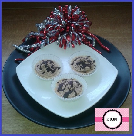 Pi18 / nut cup  filled with paris cream and nuts